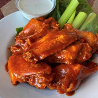 Buffalo Style Jumbo Chicken Wings